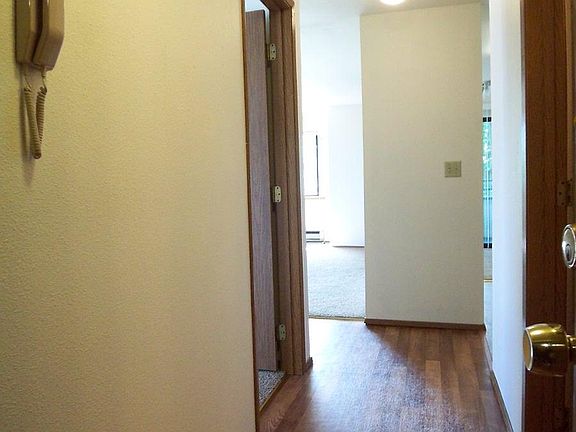 Entry into Apt #403