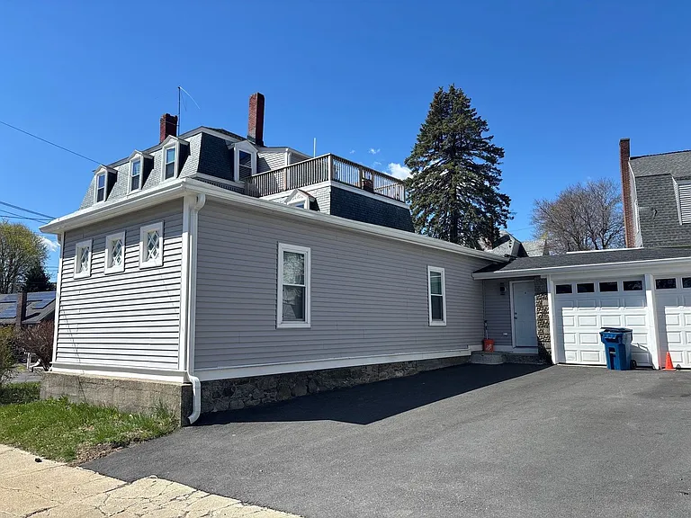 589 Haverhill St. — Photo 15