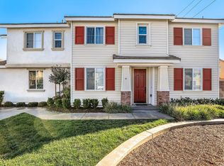 12946 Radiance Ct, Eastvale, CA 92880