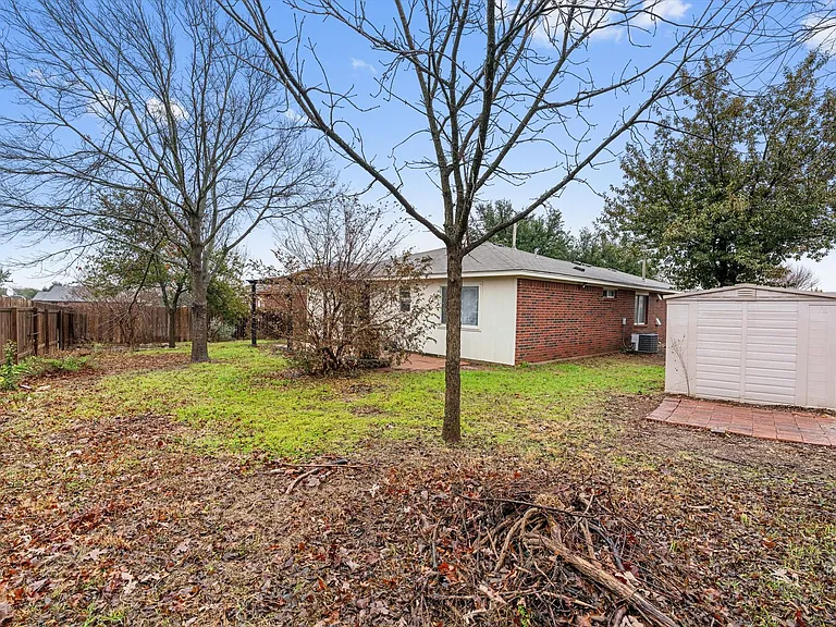 107 McCarthur Dr — Photo 19