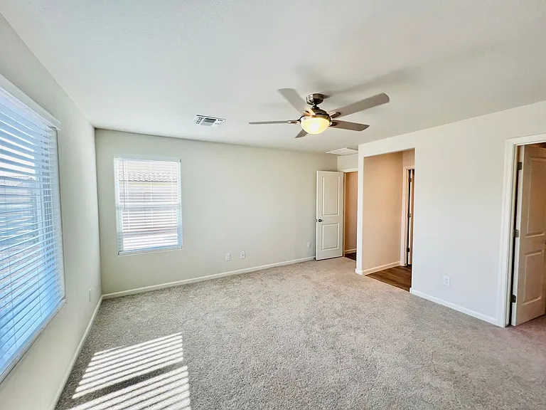 2083 E Velvet Pl — Photo 18