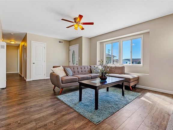 2nd image of 7404 Skyline Dr