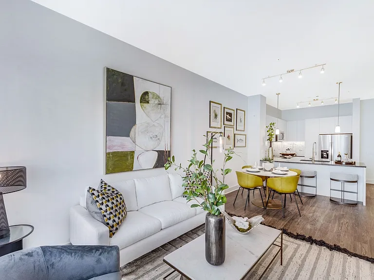 The Jones at Tysons — Photo 9