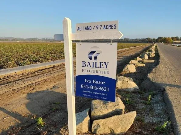 Clearwater Ln, Watsonville, CA 95076