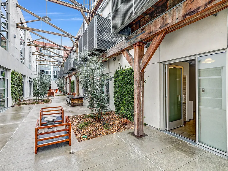 527 Molino St #110 — Photo 40