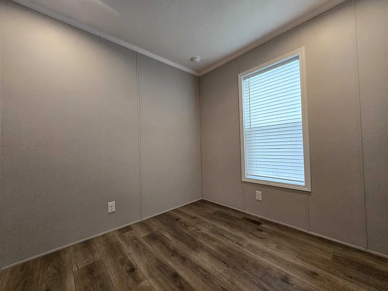 29800 Guilford Cir #414 — Photo 26