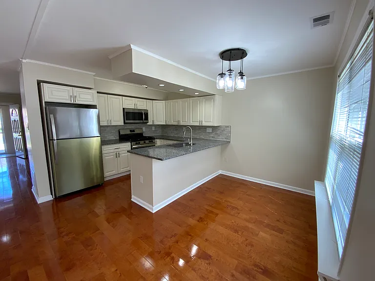 8422 Madison Pl — Photo 20
