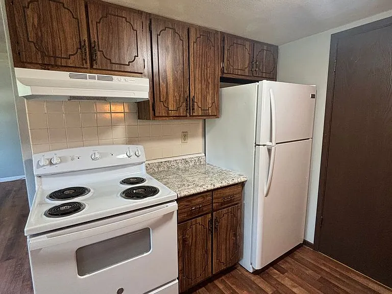 5904 Gateway Industrial Dr — Photo 6