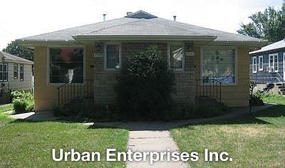 1st image of 2542 Lincoln St NE