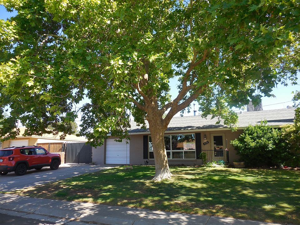 1st image of 418 Cedar St