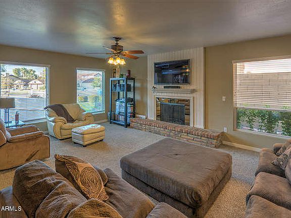 4th image of 521 W Las Palmaritas Dr