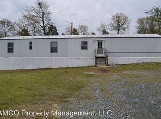 40 Hill Side Ln, Sanford, NC 27332