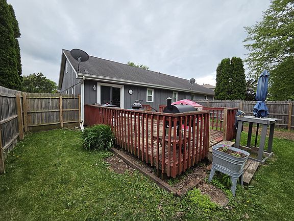 3rd image of 1000 W McKinley Rd