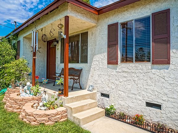 2nd image of 10956 Scoville Ave