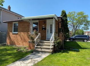849 Dougall Ave, Windsor, ON N9A 4R3