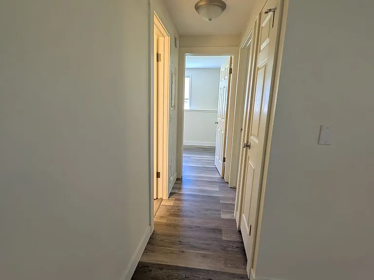 412 N Rouse Ave #A-H — Photo 3