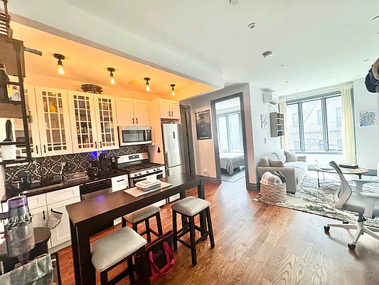 Rented by Bedford And Dean LLC | media 2