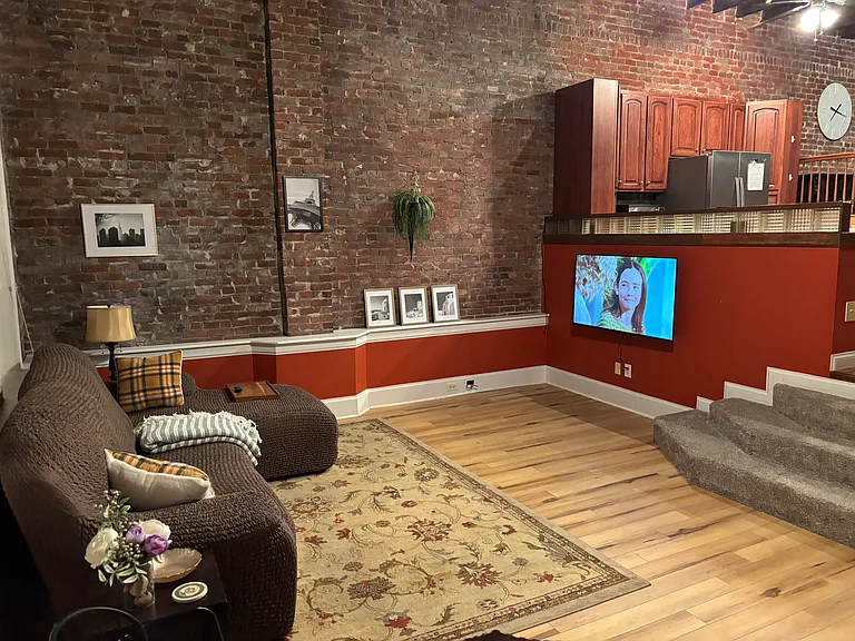 413 Broadway St #E — Photo 6