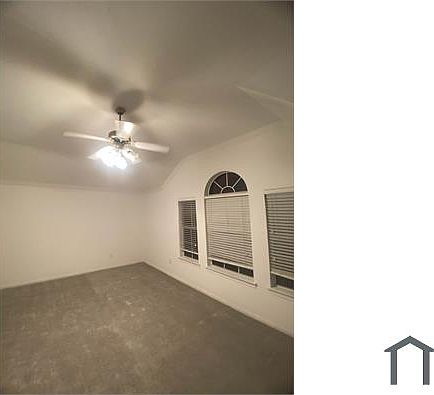 4th image of 3618 Fallbrook Dr