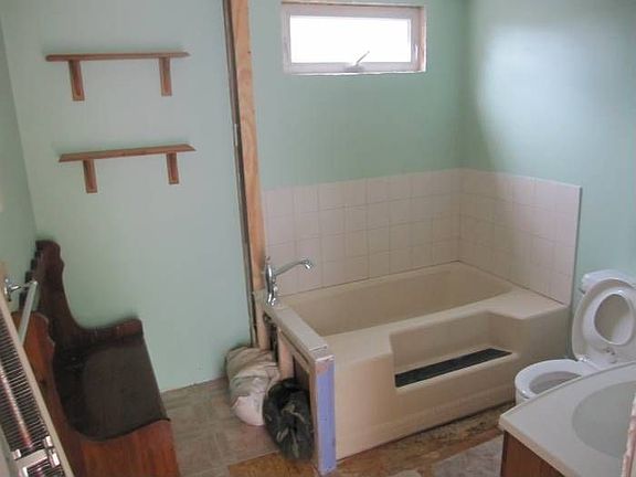 4th image of 79 Avenue D