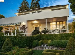 7 Huntleigh Rd, Piedmont, CA 94611