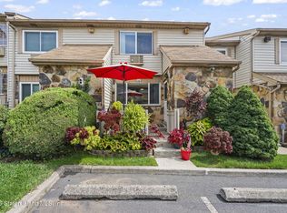16 Lynn Ct #82, Staten Island, NY 10314
