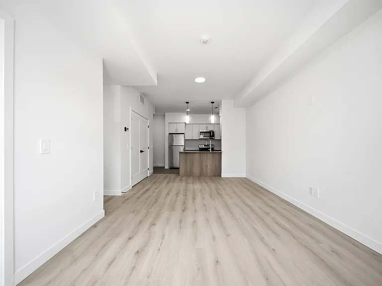 31 Mill St #12 — Photo 12