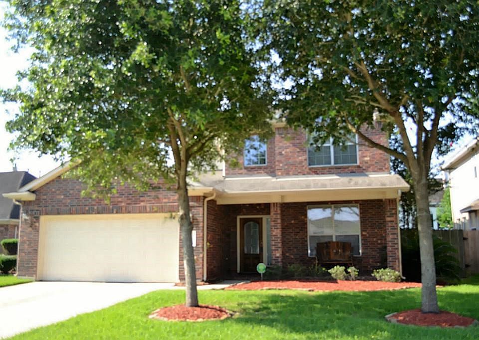 1st image of 10020 Hidden Falls Dr