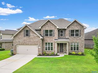 68 Churchill Ter, Decatur, AL 35603