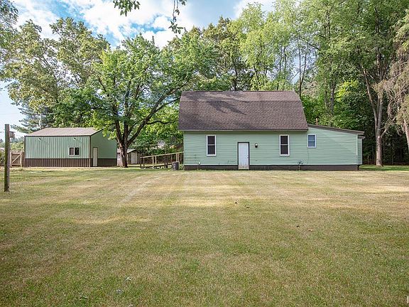 3rd image of 53831 County Road 17