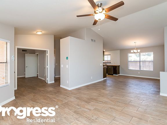 4th image of 2182 E Arabian Dr