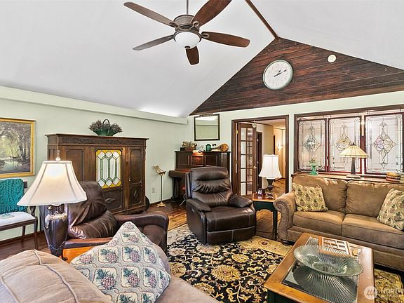 5th image of 27021 Lower Burnett Road E