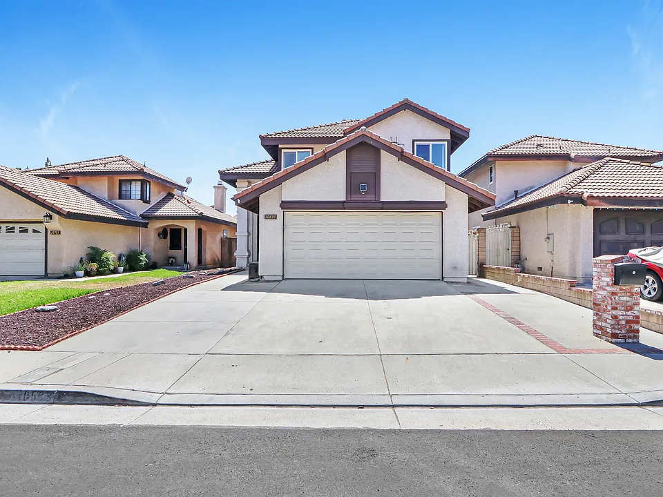 10699 Springfield Dr