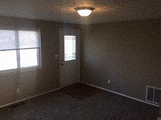 4th image of 3313 Robin Hill Ct E