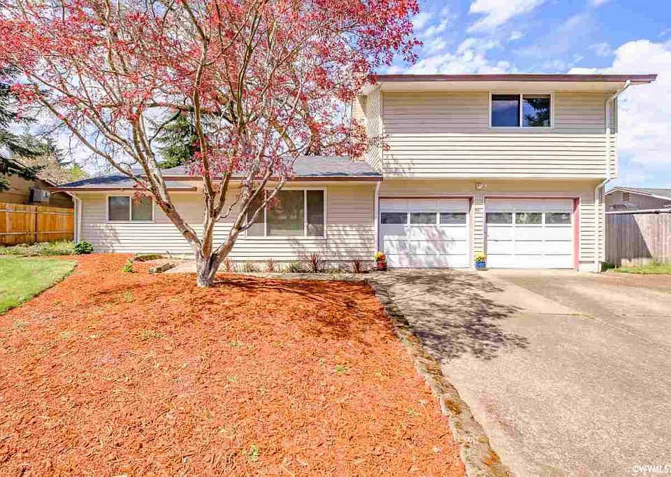 1st image of 4951 Trails End Ct SE