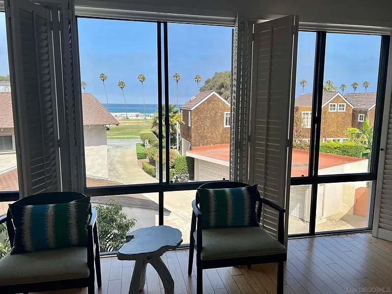 8263 Camino Del Oro #279 — Photo 4