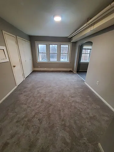 2214-2220 W Hopkins St. (8 Unit) Photo 1