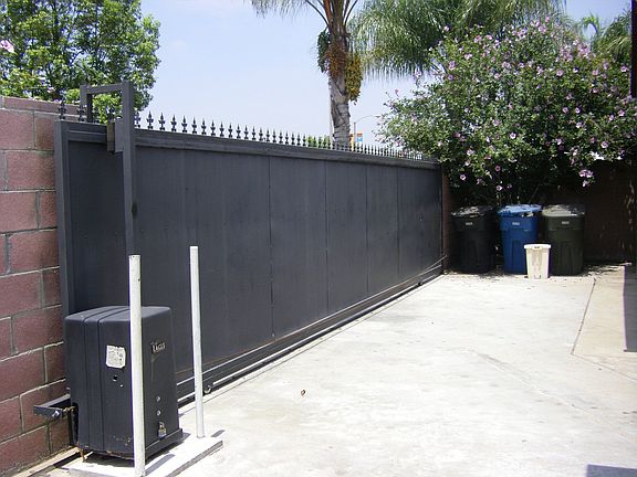 Remote controlled gate