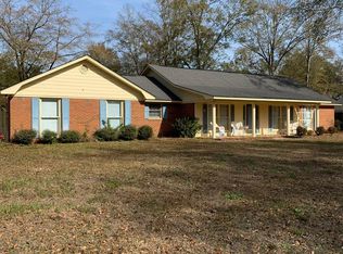 219 Newmont Dr, Eufaula, AL 36027