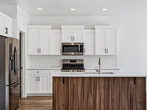 2nd image of 2997 E Lavatera Dr