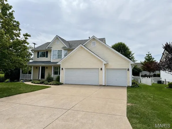 1597 Indian Springs Dr, O Fallon, MO 63366