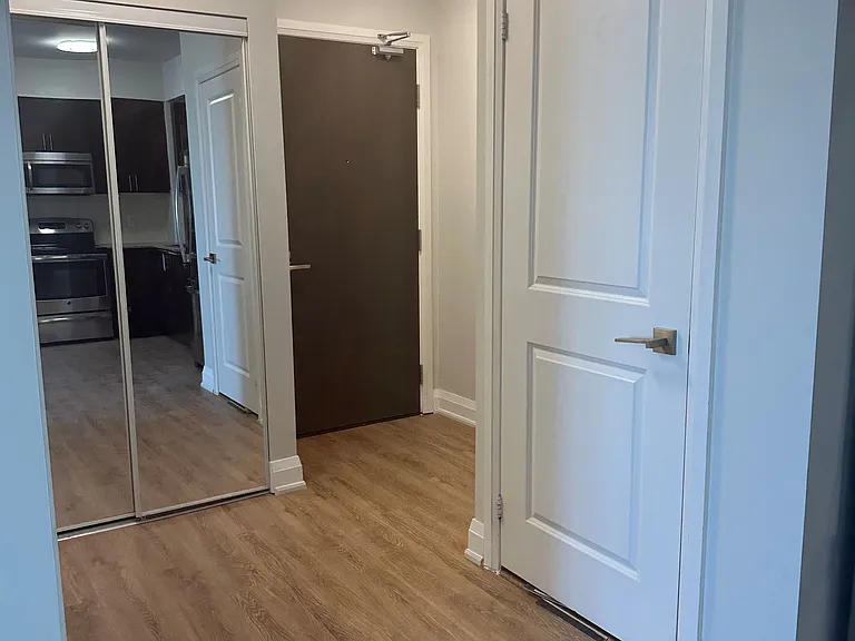 7171 Yonge St #2815 — Photo 10