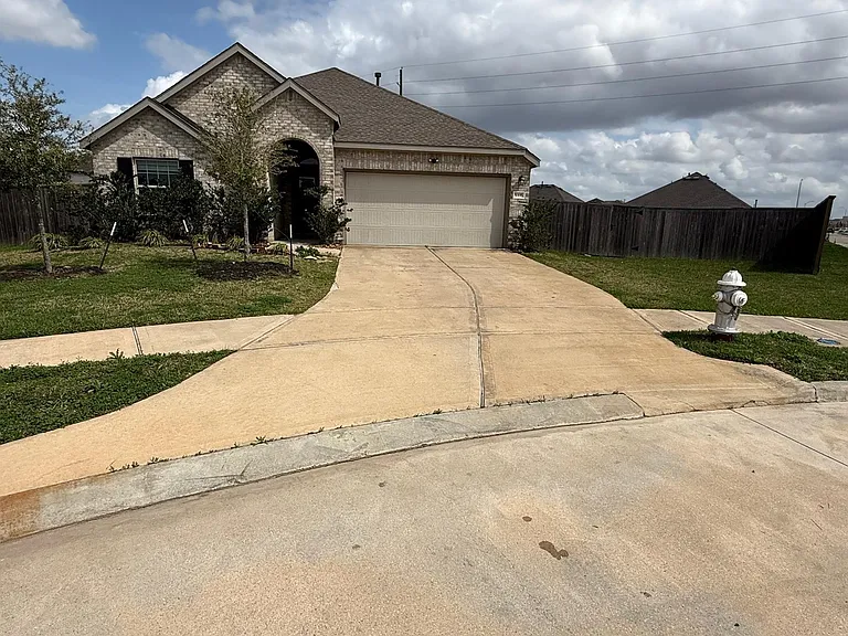 5335 Winding Stream Dr — Photo 2