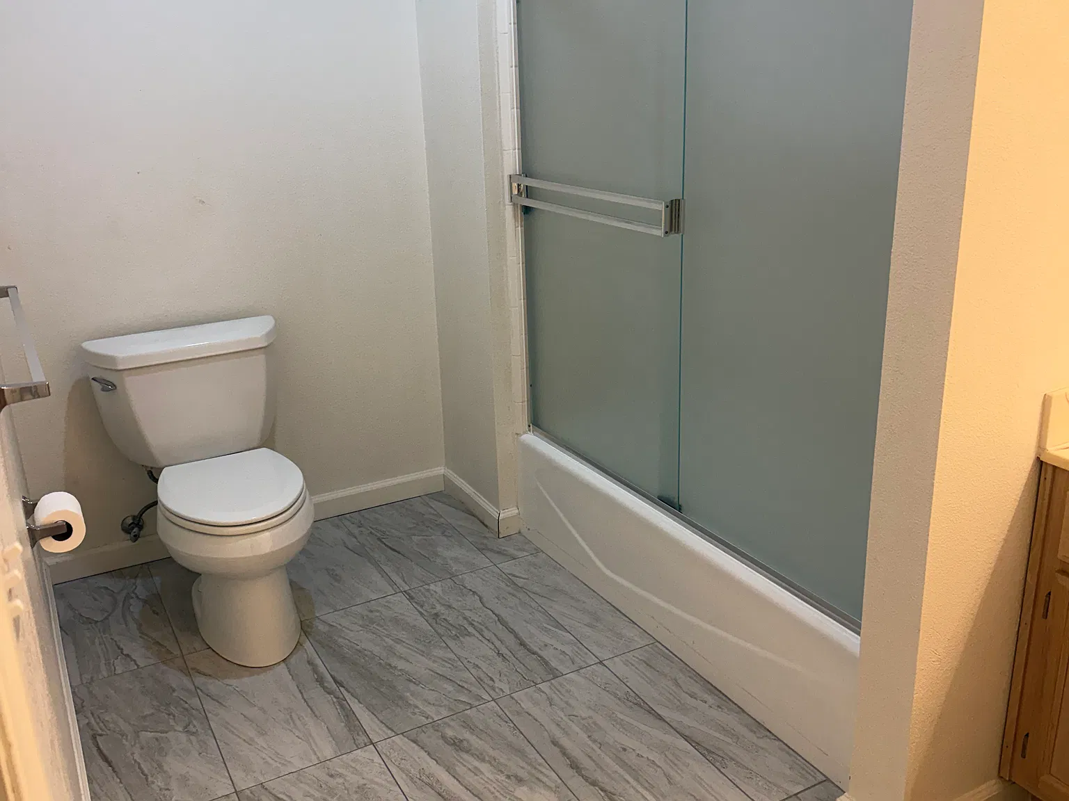 1 bed, $2,100 — Photo 4