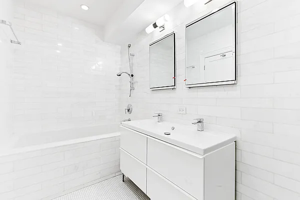 Sold by Compass | media 9