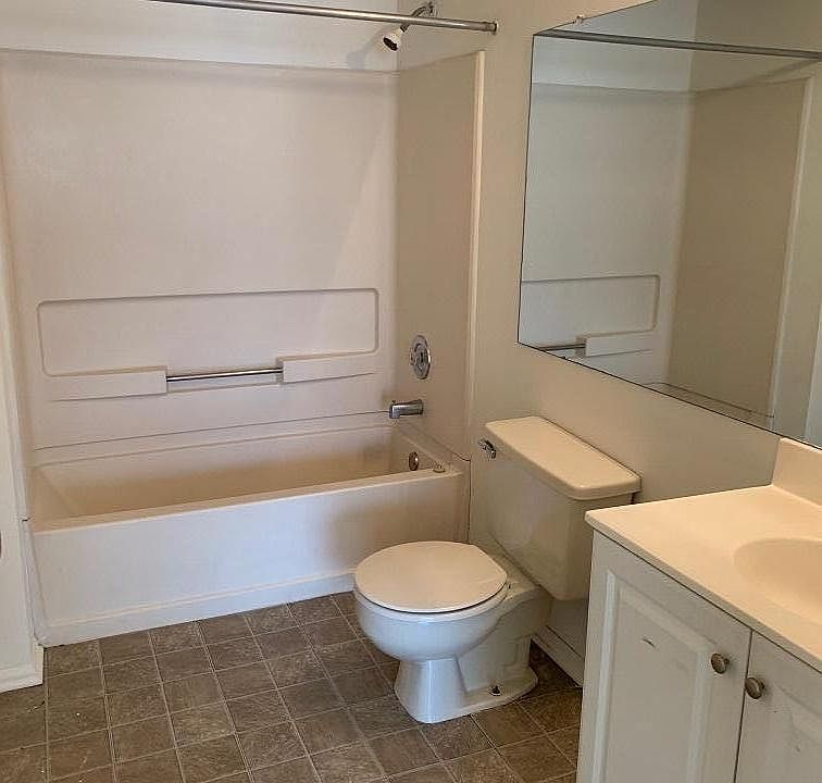 1st image of 87 Federal Ct #521
