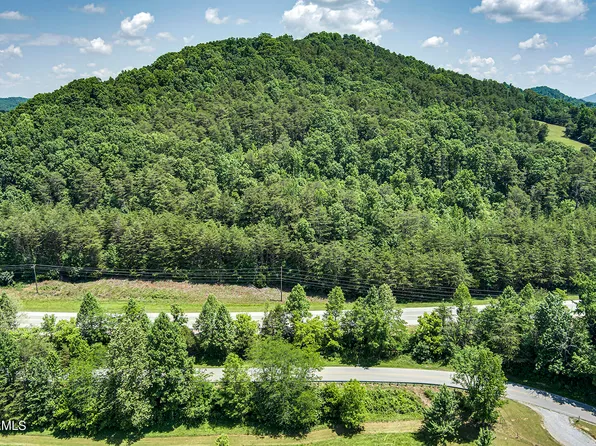 8025 Highway 68, Tellico Plains, TN 37385