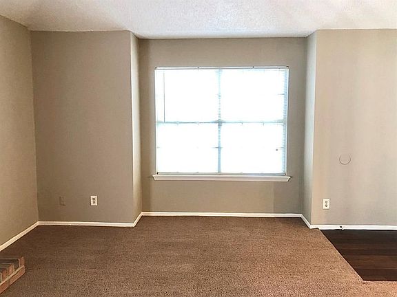 4th image of 2220 Millstone Dr #D