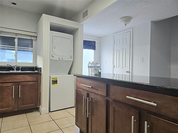 2nd image of 1930 Conway Rd APT 2