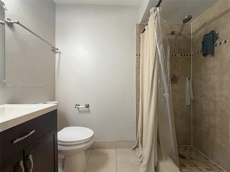 6620 NW 21st Ct — Photo 32